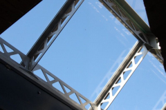 Verriere-de-toiture-pyramidale-style-eiffel-6